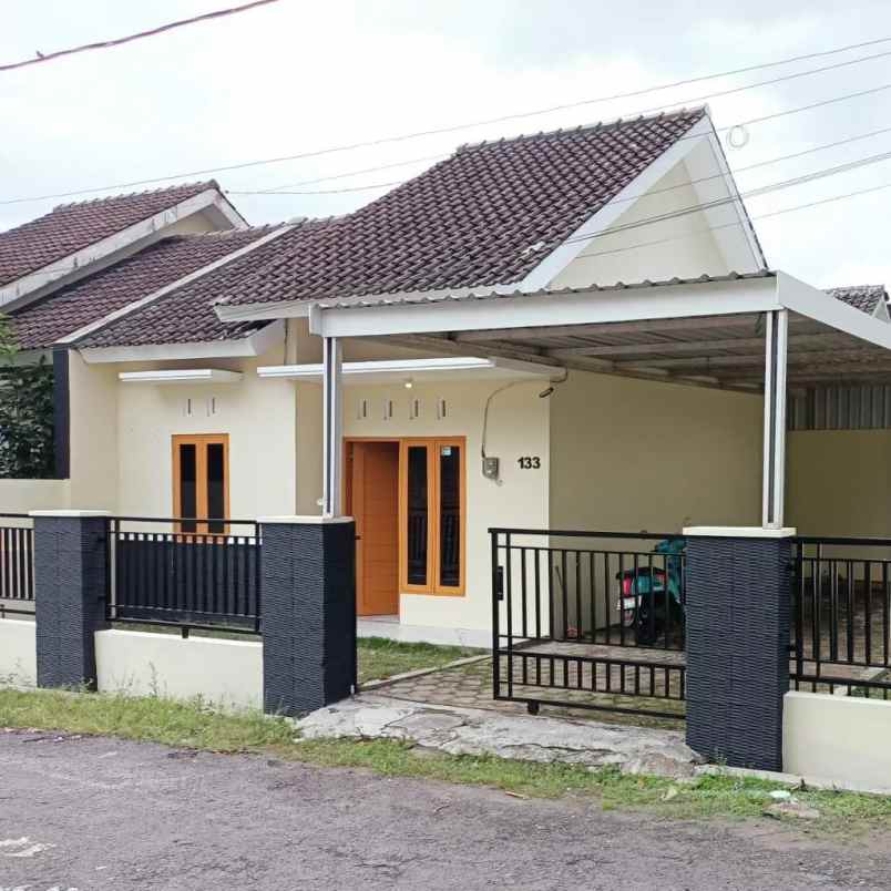 dijual rumah 5 km timur uii kampus