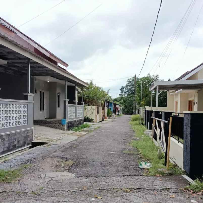 dijual rumah 5 km timur uii kampus