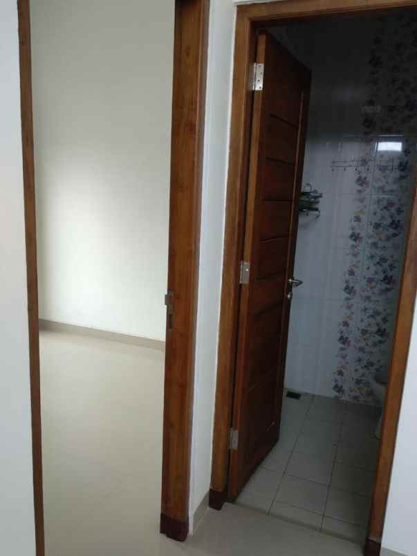 dijual rumah 799q 6ch sinduharjo