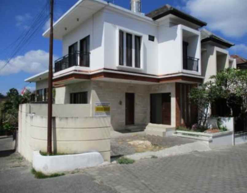 dijual rumah allana prestige kerobokan