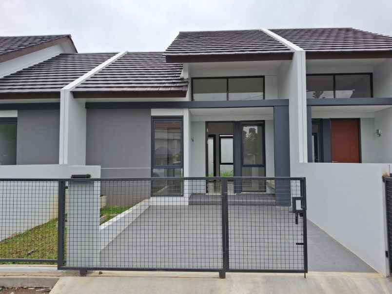 dijual rumah antapani