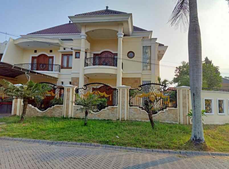 dijual rumah araya blimbing