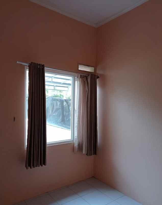 dijual rumah arcamanik