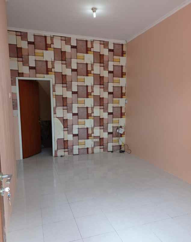 dijual rumah arcamanik