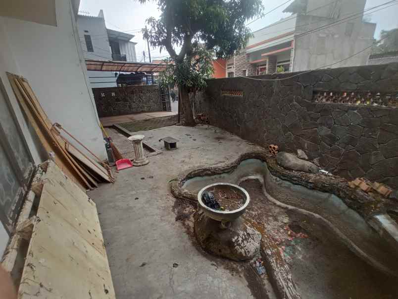 dijual rumah arcamanik cicukang