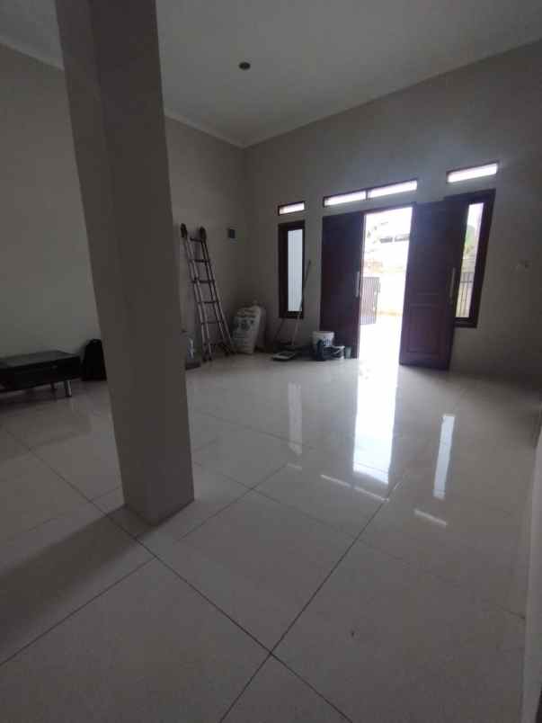 dijual rumah arcamanik endah cisaranten