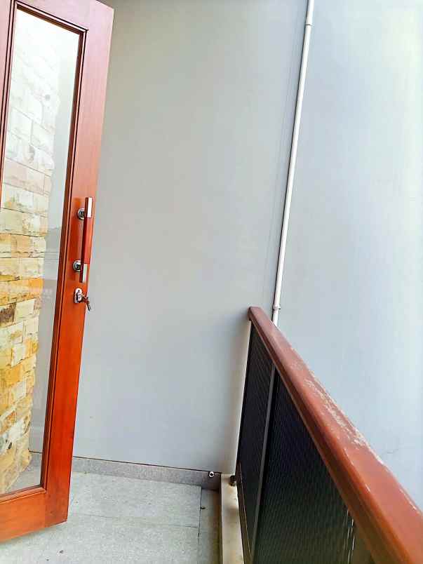 dijual rumah arco sawangan depok