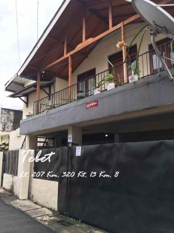 dijual rumah area jl saharjo