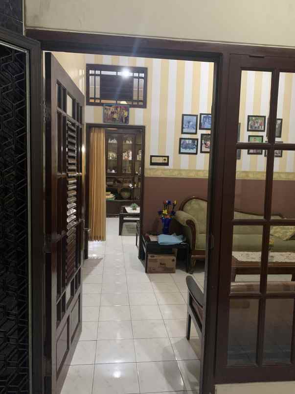 dijual rumah bangunan