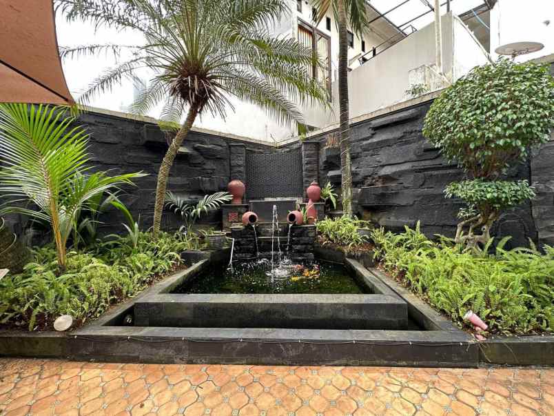 dijual rumah batu ampar kec kramat jati