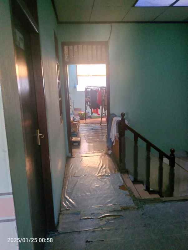 dijual rumah beji depok