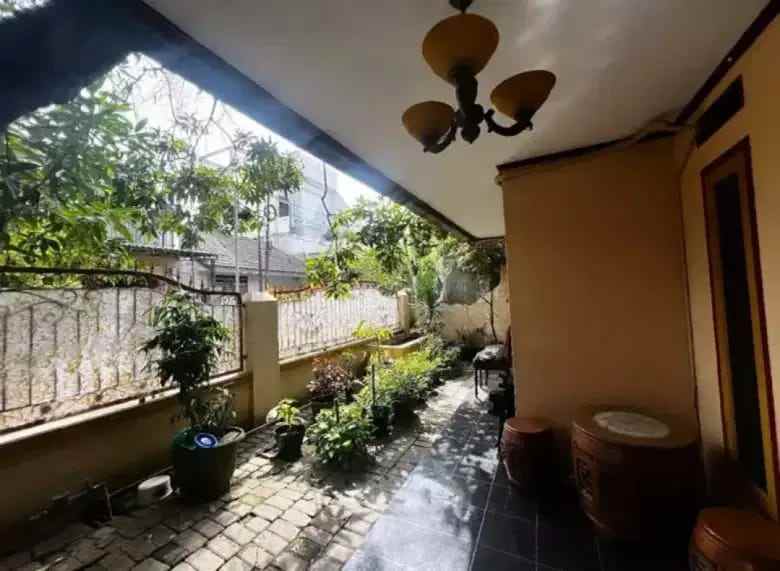 dijual rumah bintang metropole