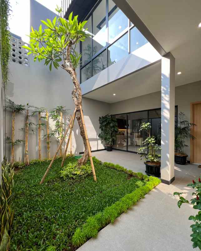 dijual rumah bsd city tangsel