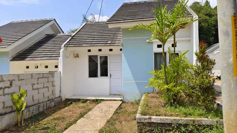 dijual rumah bukit esma cicalengka