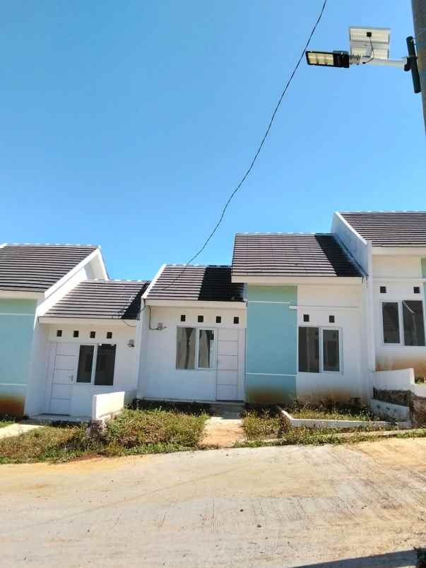 dijual rumah bukit esma cicalengka