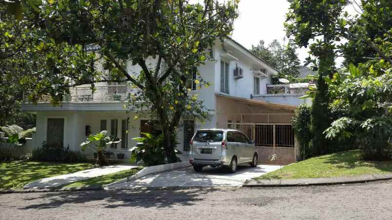 dijual rumah bukit golf hijau sentul city