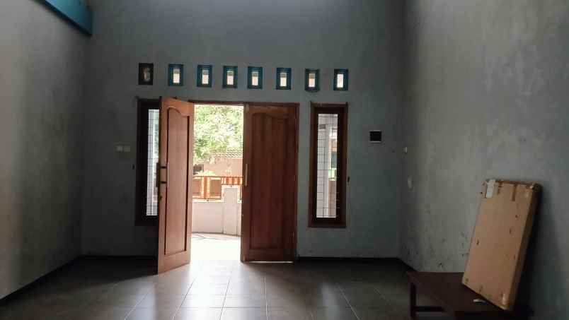 dijual rumah bukit kencana jaya meteseh