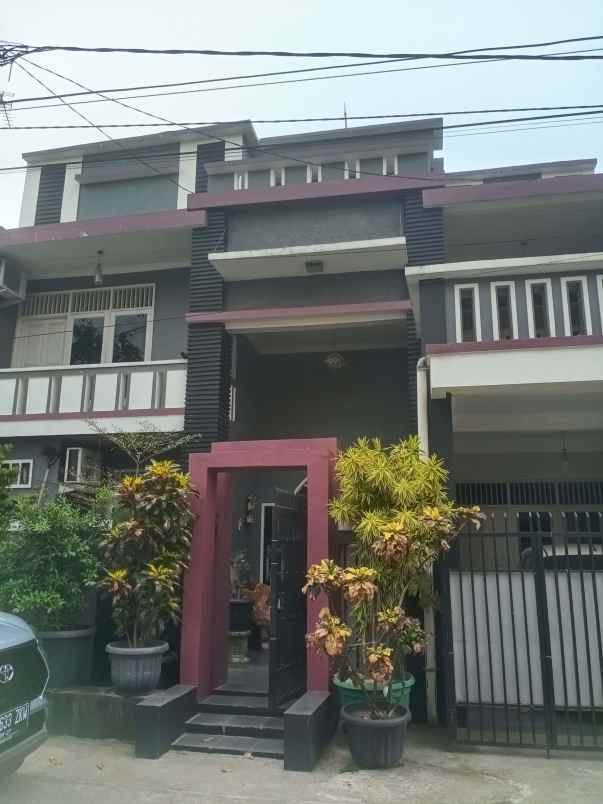 dijual rumah bukit sawangan indah