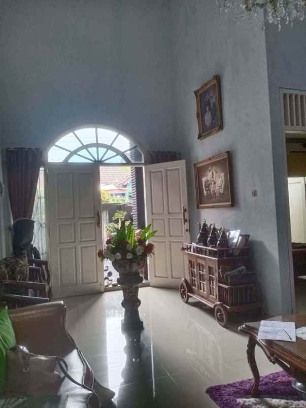 dijual rumah bukit sawangan indah