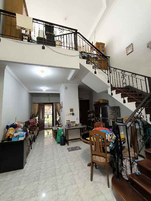 dijual rumah bumi marina emas