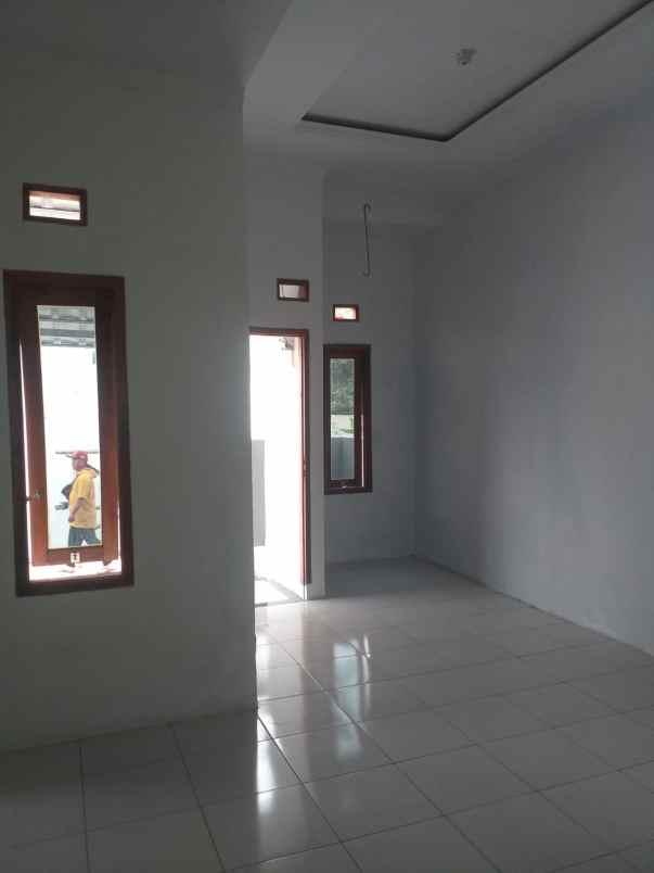 dijual rumah cash modern harga ekonomis strategis