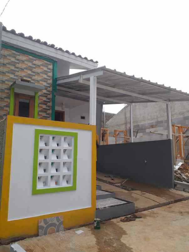 dijual rumah cash modern harga ekonomis strategis