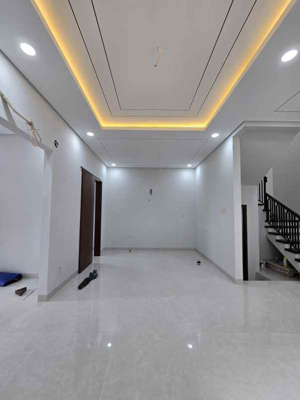 dijual rumah cempaka putih tengah jakpus