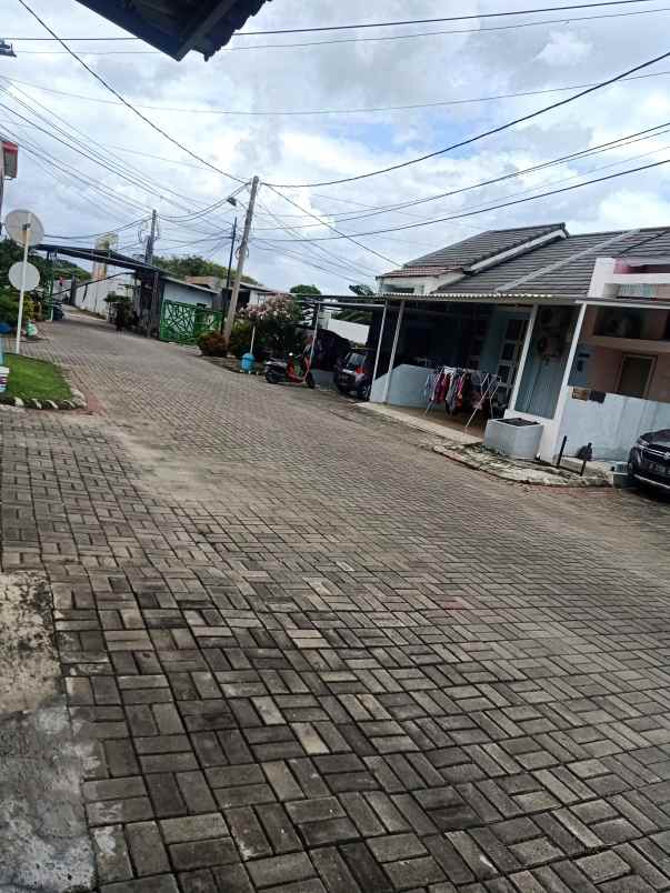 dijual rumah cepat di perum golden city sepatan