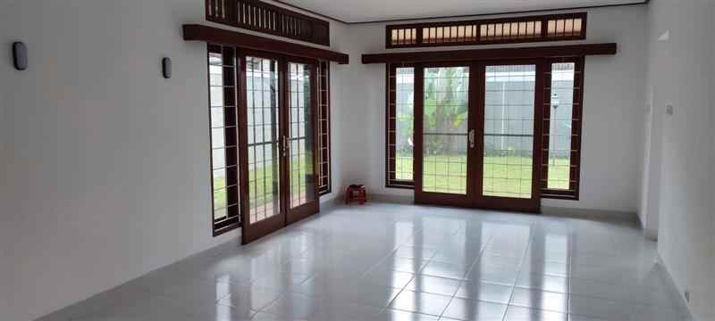 dijual rumah cibabat