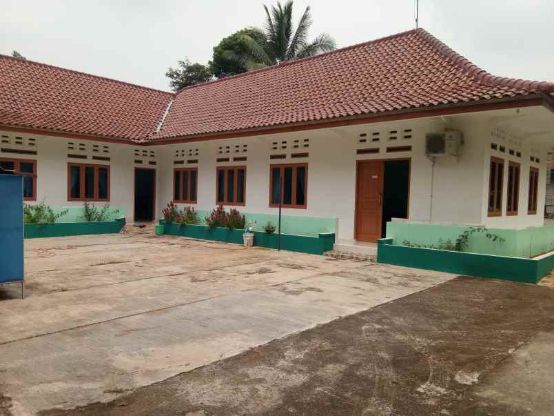 dijual rumah cibatu