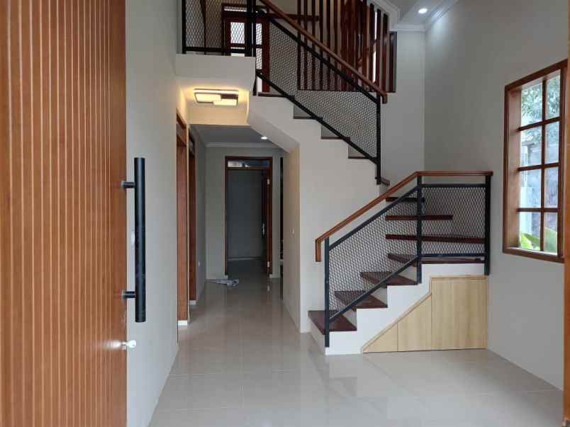 dijual rumah cibiru hilir