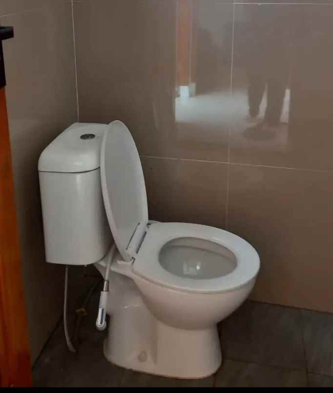 dijual rumah cibolerang cinunuk