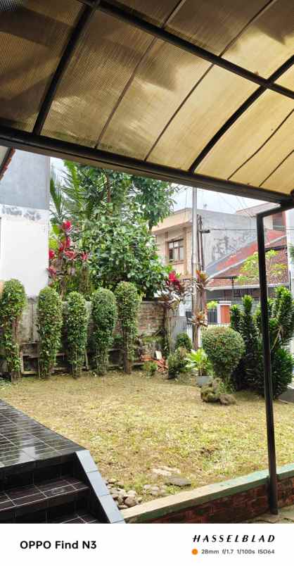 dijual rumah cigadung indah dago bandung