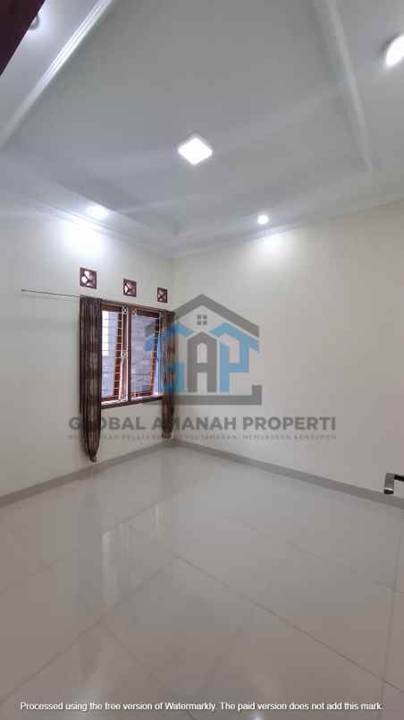 dijual rumah cihanjuang