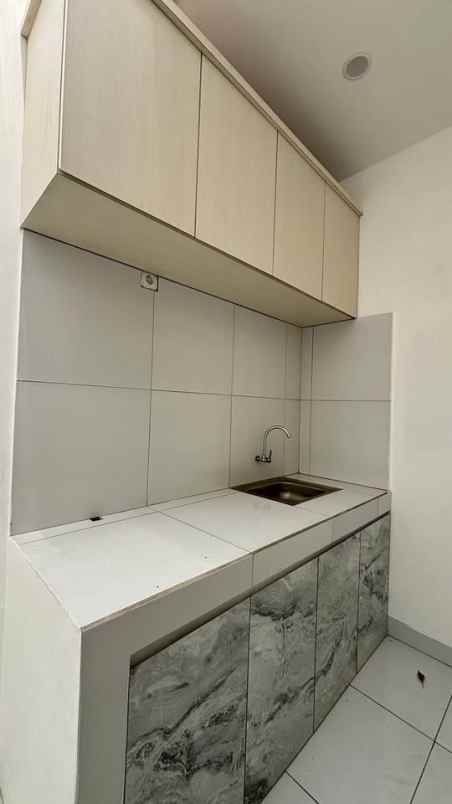dijual rumah cihanjuang bandung barat