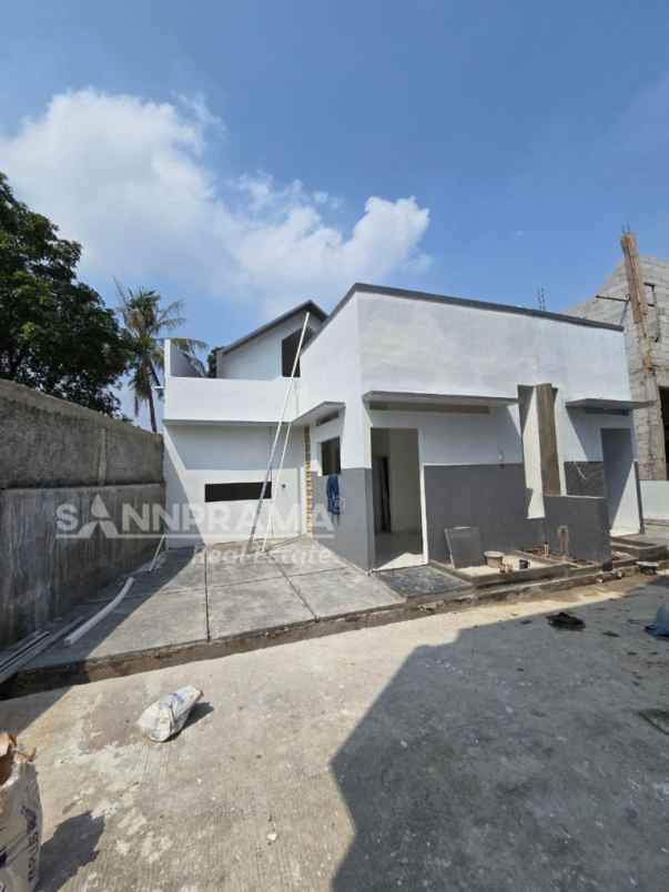 dijual rumah cikaret