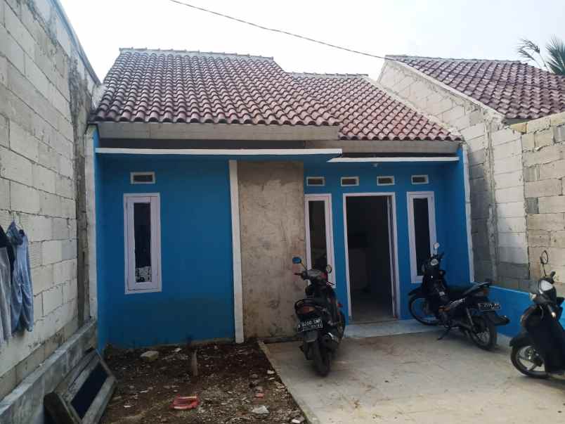 dijual rumah cilebut