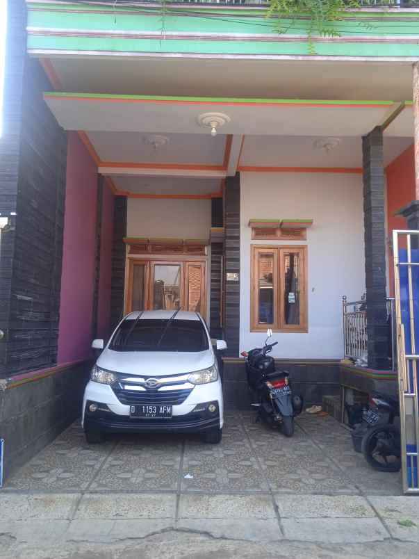 dijual rumah cileunyi