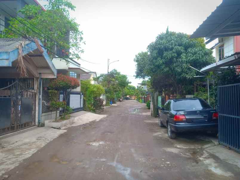 dijual rumah cipamokolan