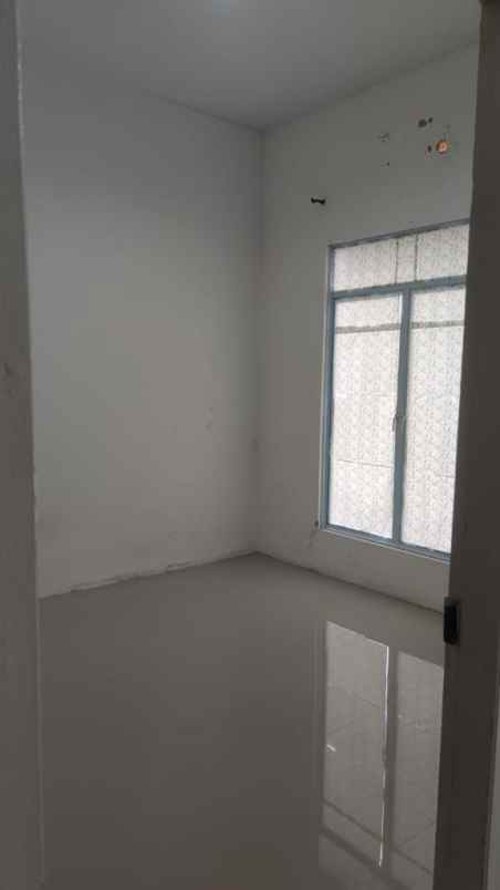 dijual rumah cipta green ville cluster