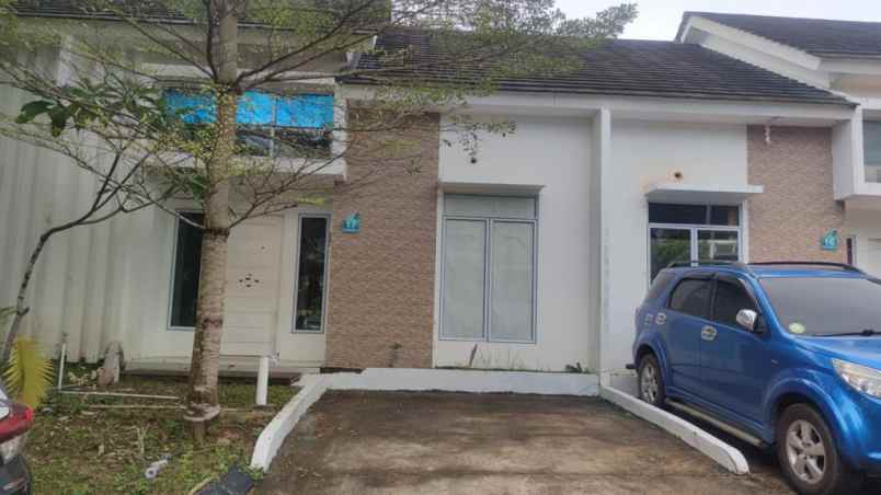 dijual rumah cipta green ville cluster