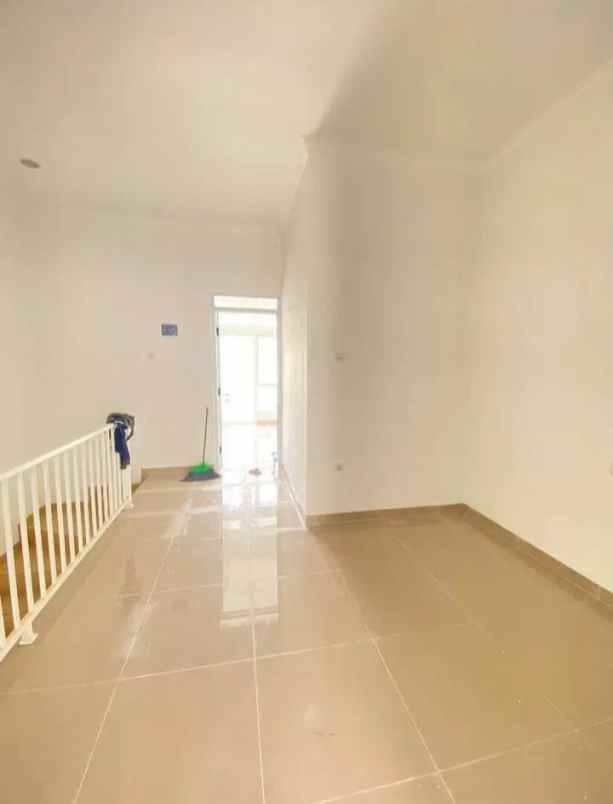 dijual rumah cisaranten kulon