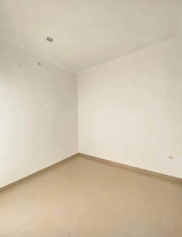 dijual rumah cisaranten kulon