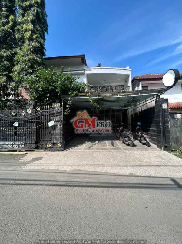 dijual rumah cisitu indah