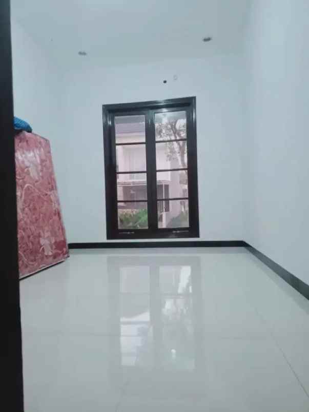 dijual rumah citraland cluster fullerton surabaya