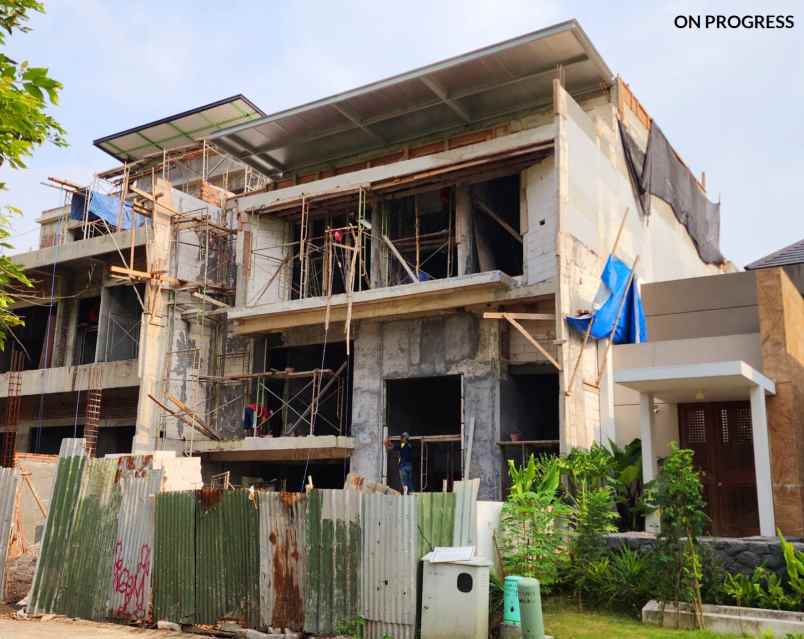 dijual rumah citraland surabaya