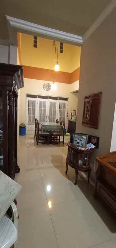 dijual rumah ciwaruga