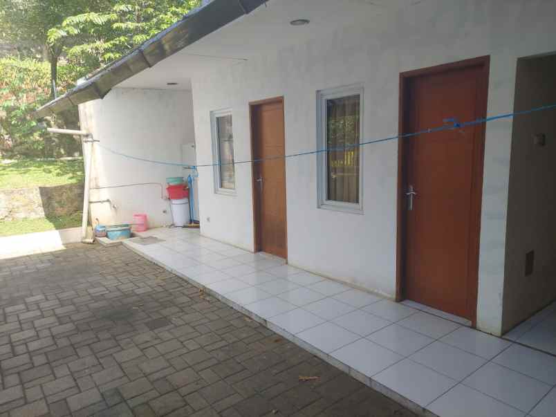 dijual rumah ciwaruga