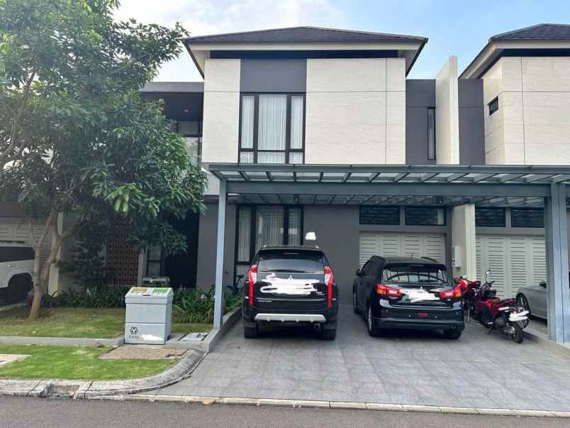 dijual rumah cluster emily sumarecon