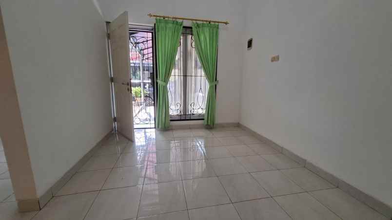 dijual rumah cluster harmoni hi harapan